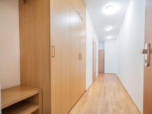 Prodej bytu 3+kk, Praha - Bubeneč, Jednořadá, 82 m2