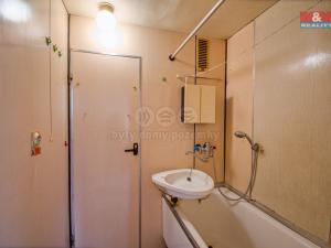 Prodej bytu 3+1, Vsetín, Ohrada, 74 m2