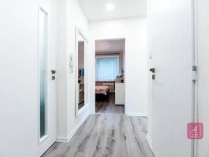 Prodej bytu 2+1, Mokrá-Horákov, 52 m2