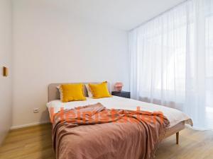 Pronájem bytu 2+kk, Praha - Holešovice, Vrbenského, 56 m2