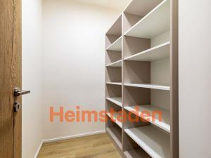 Pronájem bytu 2+kk, Praha - Holešovice, Vrbenského, 56 m2