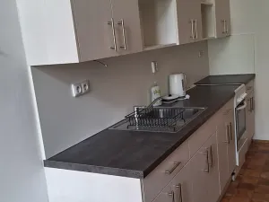 Pronájem bytu 2+1, Praha - Nové Město, Bolzanova, 75 m2