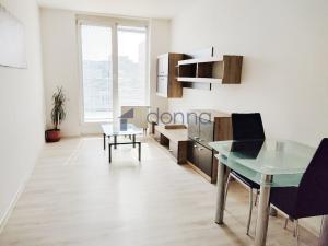 Pronájem bytu 2+kk, Praha, Chotěšovská, 54 m2