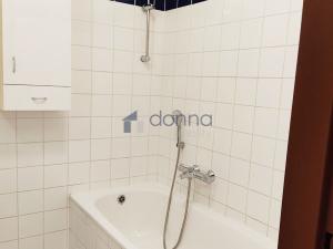Pronájem bytu 2+kk, Praha, Chotěšovská, 54 m2