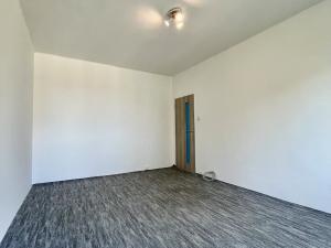 Pronájem bytu 1+1, Ostrava - Poruba, Bajkalská, 36 m2