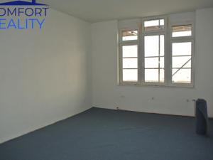 Pronájem bytu 4+1, Opava - Předměstí, Olomoucká, 100 m2