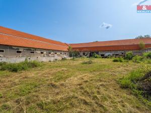 Prodej historického objektu, Zvoleněves, 5000 m2