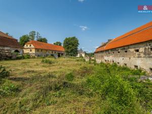 Prodej pozemku pro bydlení, Zvoleněves, 18484 m2