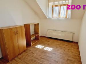 Pronájem bytu 3+kk, Chomutov, Nerudova, 107 m2