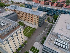 Pronájem kanceláře, Praha - Holešovice, Jankovcova, 330 m2
