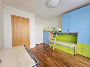 Pronájem bytu 4+kk, Praha - Krč, Hudečkova, 172 m2
