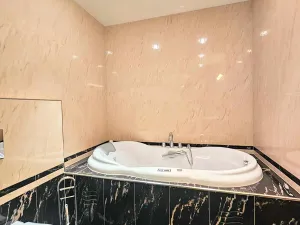 Pronájem bytu 4+kk, Praha - Krč, Hudečkova, 172 m2