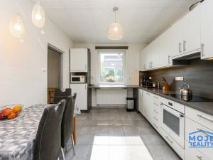 Prodej rodinného domu, Úherce, Hlavní, 123 m2
