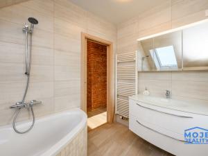 Prodej rodinného domu, Úherce, Hlavní, 123 m2