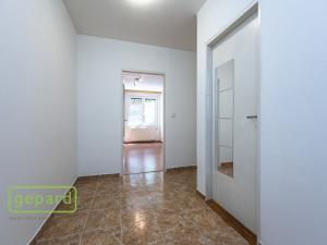 Prodej bytu 2+kk, Praha - Stodůlky, Bašteckého, 43 m2