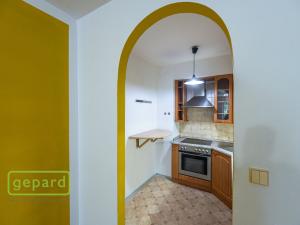 Prodej bytu 2+kk, Praha - Stodůlky, Bašteckého, 43 m2