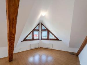 Pronájem bytu 2+kk, Olomouc, Masarykova třída, 81 m2