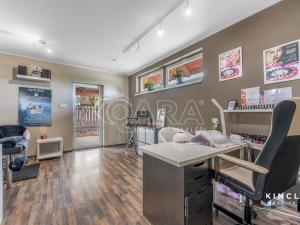 Prodej rodinného domu, Semice, 203 m2