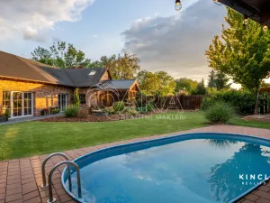 Prodej rodinného domu, Semice, 203 m2