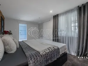 Prodej rodinného domu, Semice, 203 m2