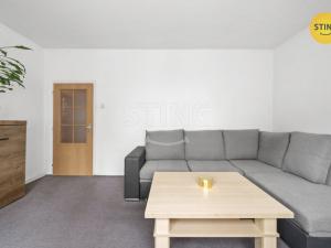 Prodej bytu 2+1, Nová Role, Tovární, 60 m2