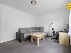 Prodej bytu 2+1, Nová Role, Tovární, 60 m2