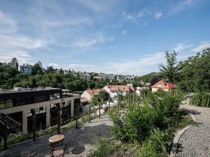 Pronájem bytu 2+kk, Praha - Radlice, Pechlátova, 60 m2