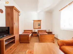 Prodej vinného sklepa, Dolní Dunajovice, Hlavní, 500 m2