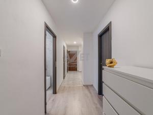 Prodej bytu 4+1, Ostrava - Poruba, Hlavní třída, 83 m2