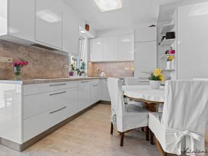 Prodej bytu 2+kk, Zlín - Malenovice, třída Svobody, 64 m2
