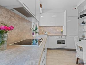 Prodej bytu 2+kk, Zlín - Malenovice, třída Svobody, 64 m2