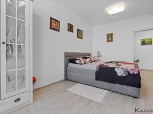 Prodej bytu 2+kk, Zlín - Malenovice, třída Svobody, 64 m2