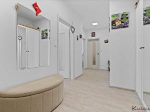 Prodej bytu 2+kk, Zlín - Malenovice, třída Svobody, 64 m2