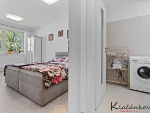 Prodej bytu 2+kk, Zlín - Malenovice, třída Svobody, 64 m2