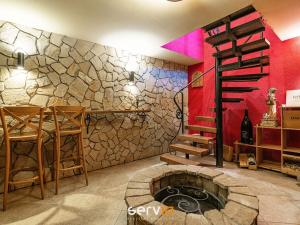 Prodej apartmánu, Mutěnice, Hodonínská, 258 m2