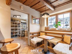 Prodej apartmánu, Mutěnice, Hodonínská, 258 m2