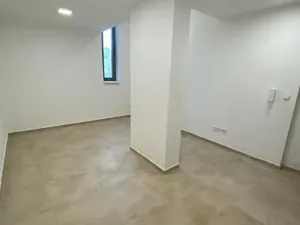 Prodej obchodního prostoru, Luhačovice, Rumunská, 30 m2