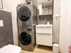 Prodej bytu 3+kk, Praha - Vršovice, Dukelská, 63 m2
