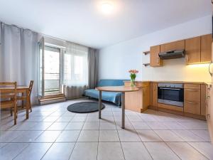 Pronájem bytu 2+kk, Praha - Stodůlky, Petržílkova, 54 m2