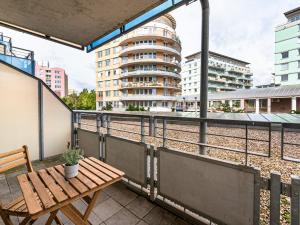 Pronájem bytu 2+kk, Praha - Stodůlky, Petržílkova, 54 m2