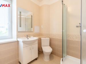 Pronájem bytu 1+kk, Praha - Suchdol, Suchdolská, 30 m2