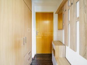 Prodej bytu 2+kk, Karlovy Vary, Na Průhoně, 42 m2