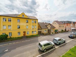 Prodej bytu 2+kk, Karlovy Vary, Na Průhoně, 42 m2