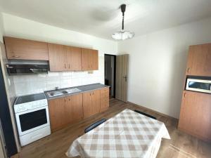Pronájem bytu 4+1, Tábor - Čekanice, Sportovní, 86 m2