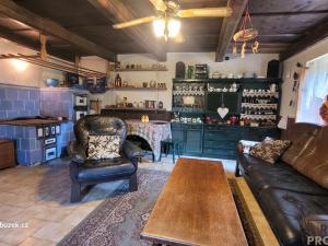 Prodej rodinného domu, Suchdol, 210 m2
