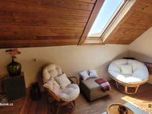 Prodej rodinného domu, Suchdol, 210 m2