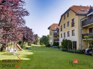 Pronájem bytu 2+kk, Jesenice, Mezi Domy, 42 m2