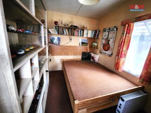 Prodej zahrady, Bašť, 400 m2