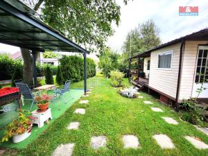 Prodej zahrady, Bašť, 400 m2
