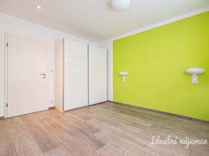 Pronájem bytu 3+1, Praha - Modřany, Botevova, 72 m2